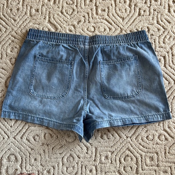 NWT Gap denim shorts - Picture 8 of 10